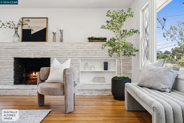 4034 Rusting Ave, Oakland, CA 94605