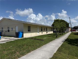 4801 SW 18th St 2, West Park, FL 33023