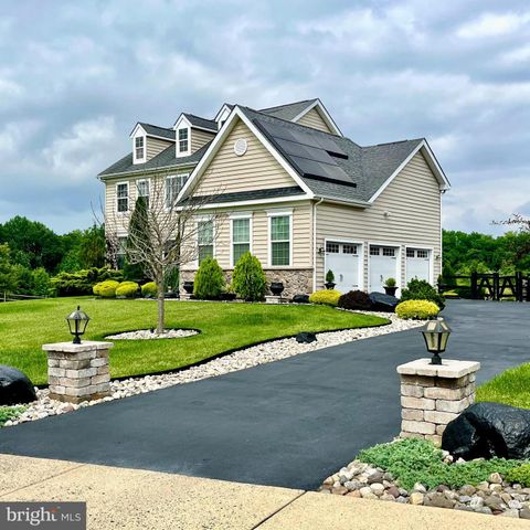 124 NICHOLAS CT, New Castle, DE 19720