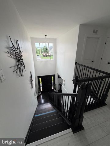 124 NICHOLAS CT, New Castle, DE 19720