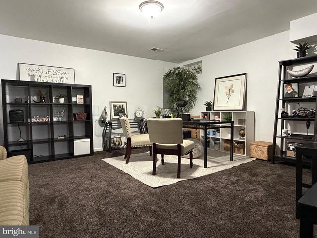124 NICHOLAS CT, New Castle, DE 19720