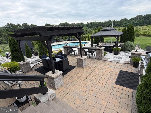 124 NICHOLAS CT, New Castle, DE 19720