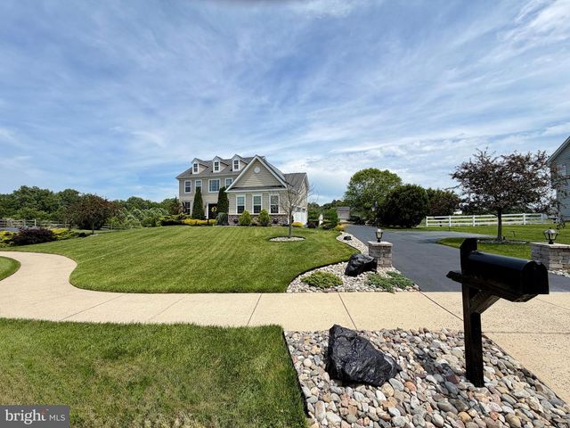 124 NICHOLAS CT, New Castle, DE 19720