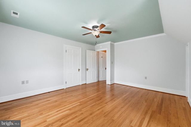 6117 S F T VALLEY RD, Etlan, VA 22719