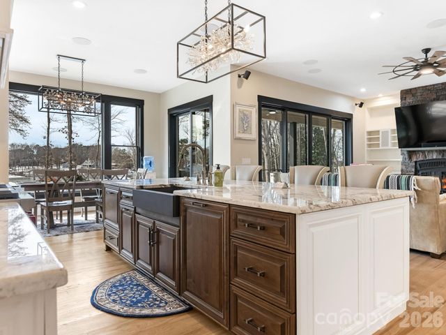 354 Catalina Drive 24, Mooresville, NC 28117