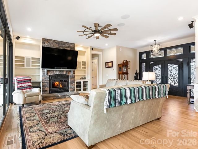 354 Catalina Drive 24, Mooresville, NC 28117