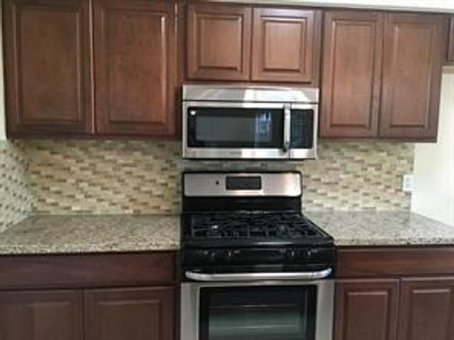 5115 Tashkent Drive, Friendswood, TX 77546