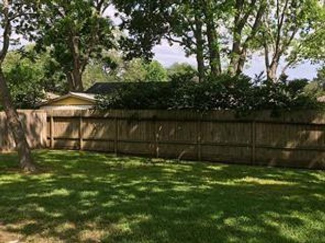 5115 Tashkent Drive, Friendswood, TX 77546