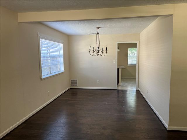 5115 Tashkent Drive, Friendswood, TX 77546