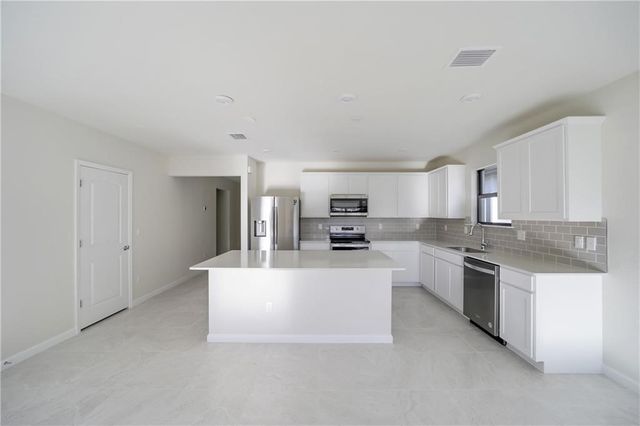 5196 Jasper Square, Vero Beach, FL 32967