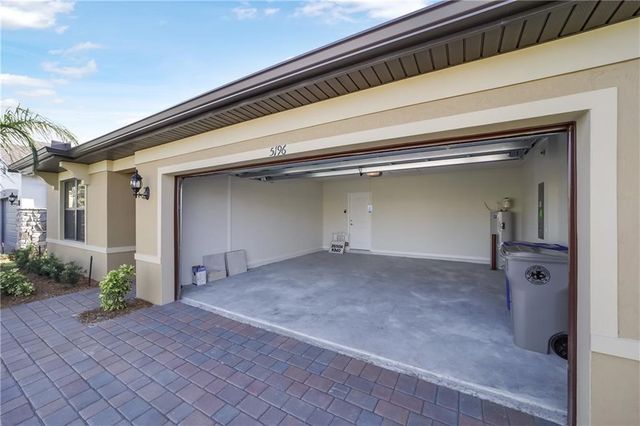 5196 Jasper Square, Vero Beach, FL 32967
