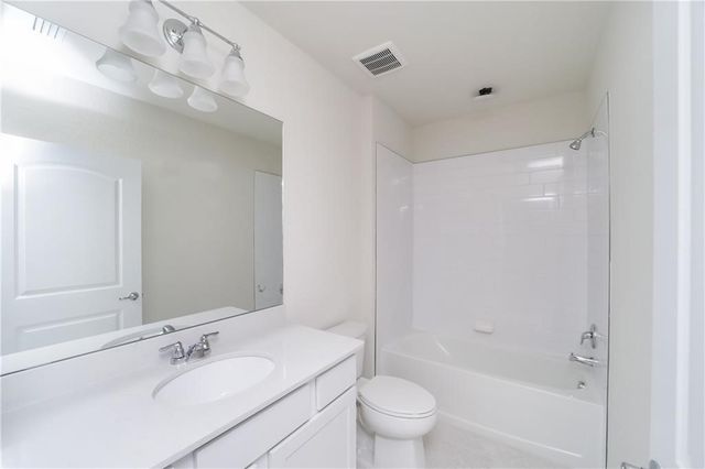 5196 Jasper Square, Vero Beach, FL 32967