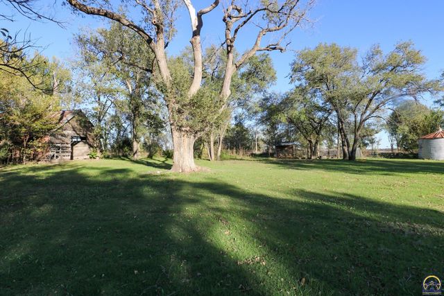 2150 Road K, Emporia, KS 66801