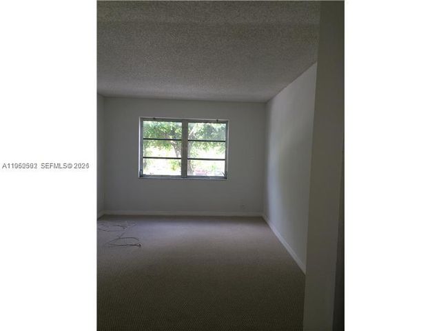 7732 Camino Real F220, Miami, FL 33143