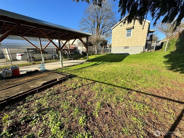 1506 S 43rd street, Tacoma, WA 98418