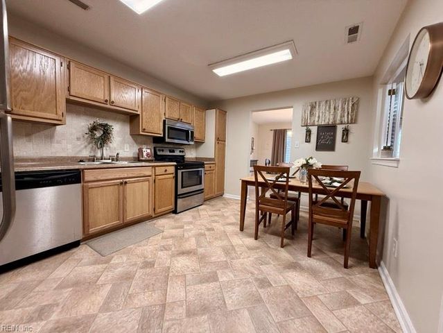 3906 Peppercorn WAY, Chesapeake, VA 23321