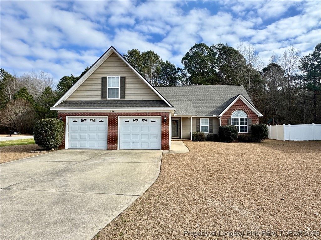 5503 Rising Ridge Drive, Hope Mills, NC 28348