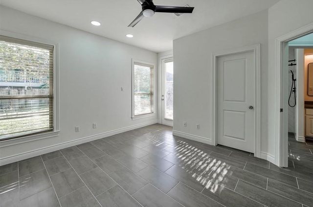 119 Capetown Lane, Conroe, TX 77356