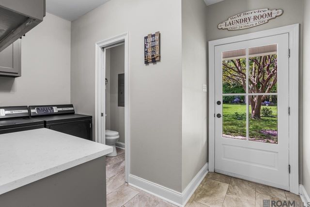 14367 Devall Rd, Baton Rouge, LA 70818