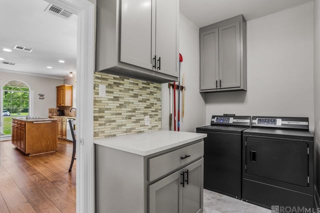 14367 Devall Rd, Baton Rouge, LA 70818