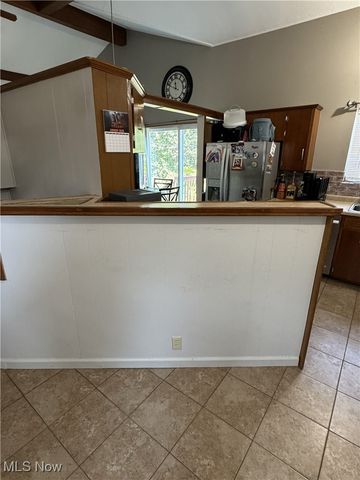 1373 Military Road, Zanesville, OH 43701