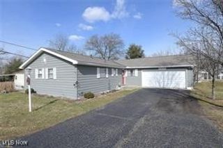 1373 Military Road, Zanesville, OH 43701