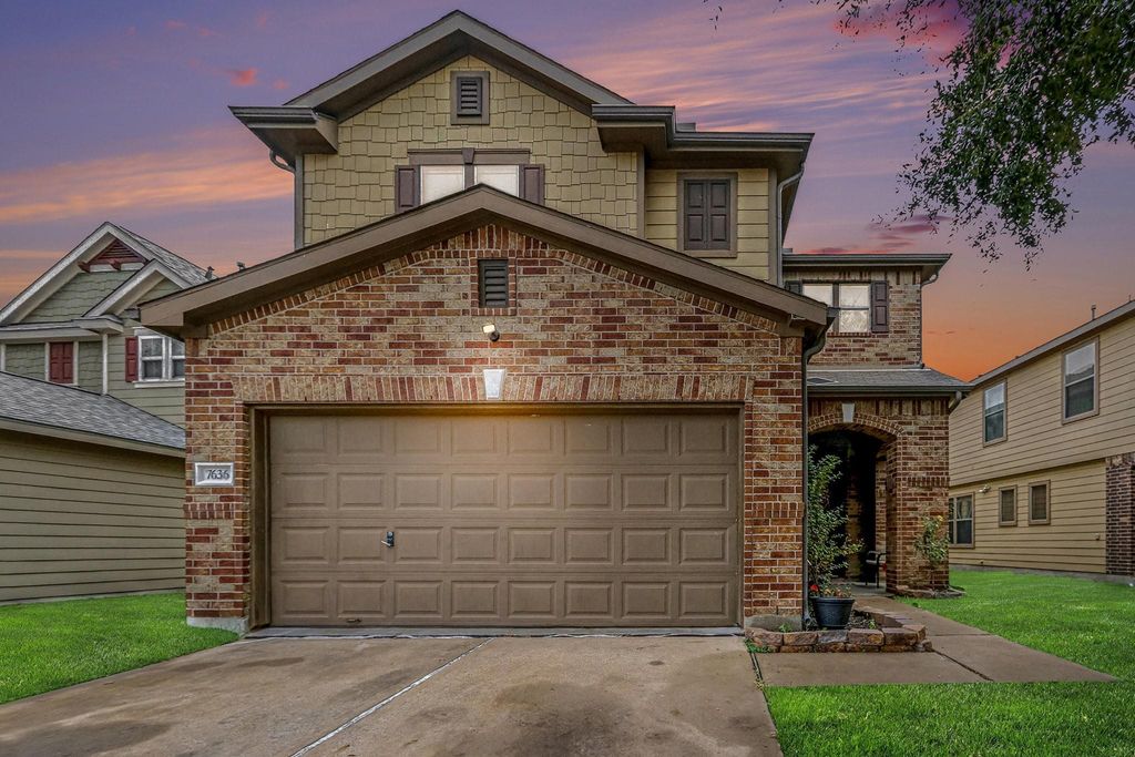 7636 Cocobola Lane, Cypress, TX 77433