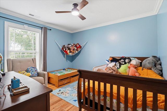 429 Hunting Crest Court, Boiling Springs, SC 29316
