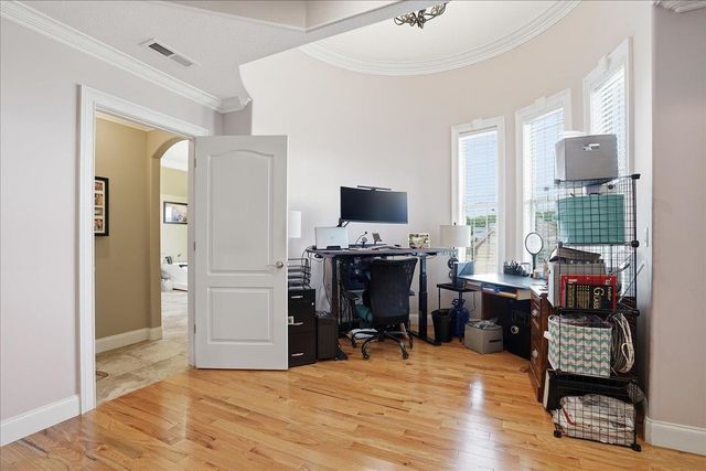 429 Hunting Crest Court, Boiling Springs, SC 29316