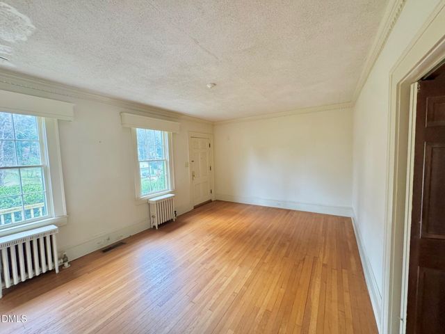 222 Willowood Drive, Henderson, NC 27536