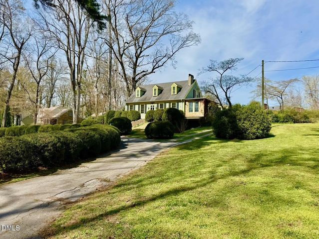 222 Willowood Drive, Henderson, NC 27536