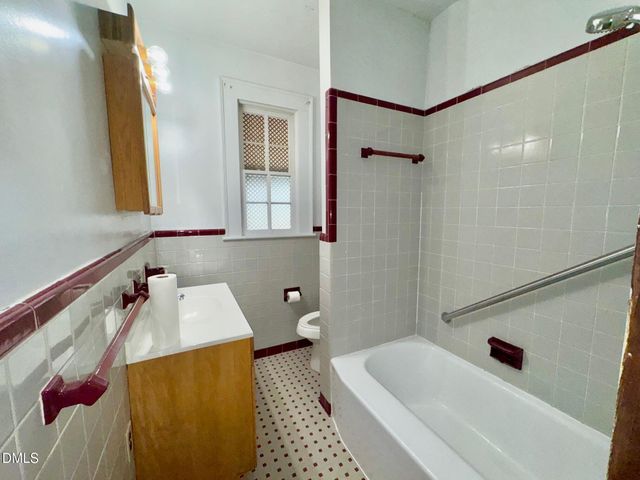 222 Willowood Drive, Henderson, NC 27536