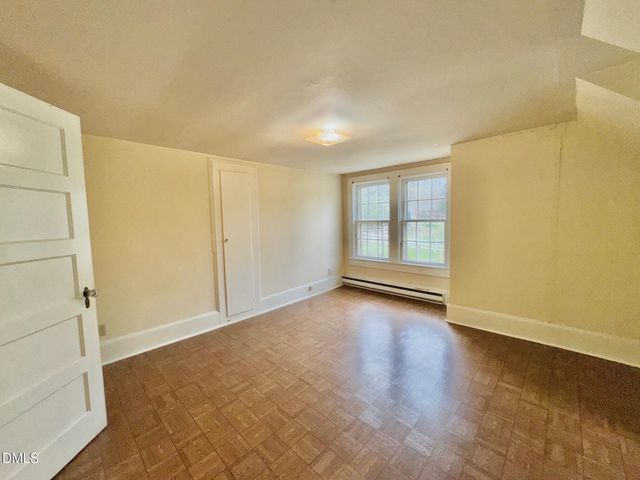 222 Willowood Drive, Henderson, NC 27536