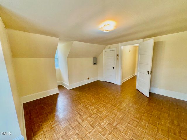 222 Willowood Drive, Henderson, NC 27536