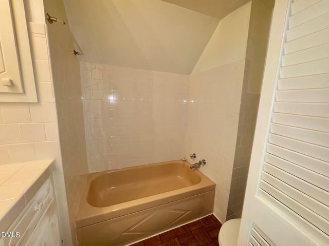 222 Willowood Drive, Henderson, NC 27536