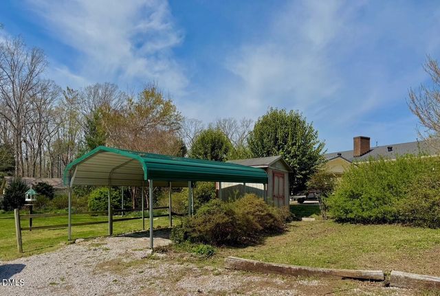 222 Willowood Drive, Henderson, NC 27536