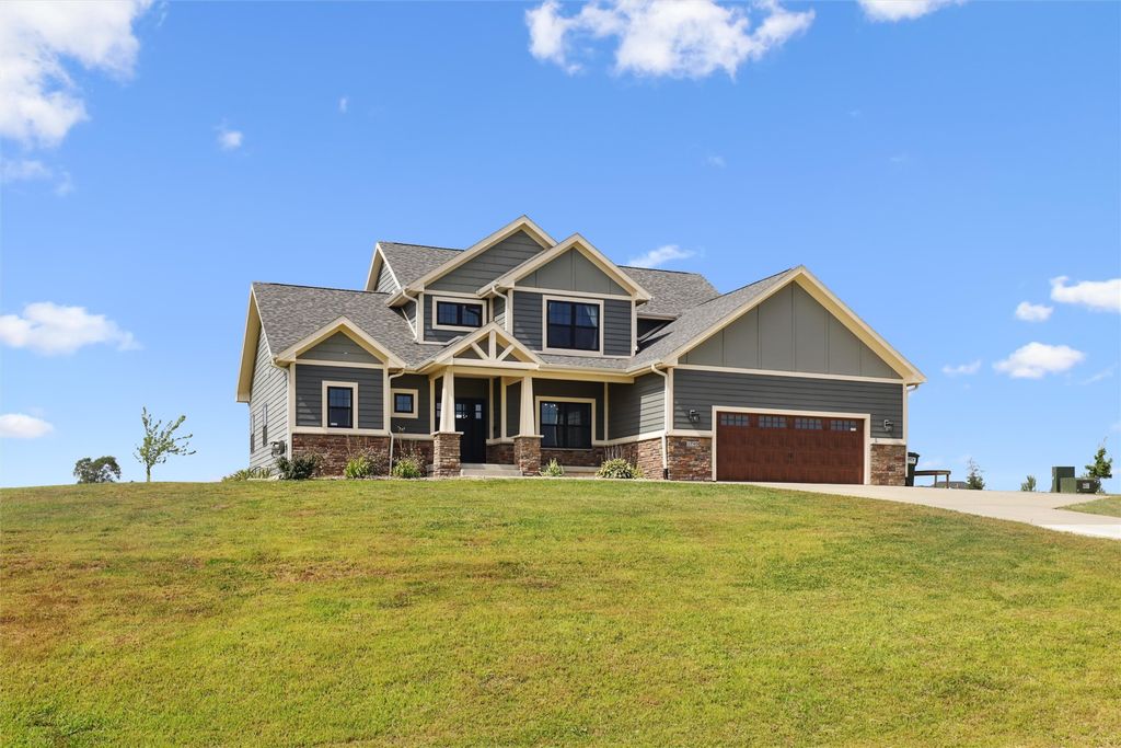 1795 Millstream Court, Winterset, IA 50273