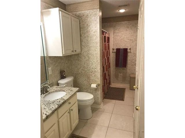 9400 Western Trail, Irving, TX 75063