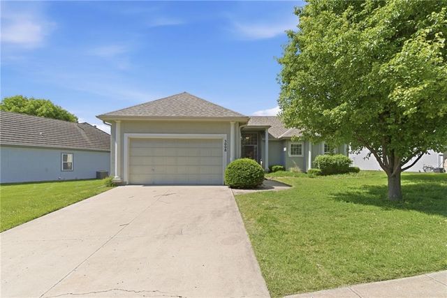 3008 SW 9TH Terrace, Lee's Summit, MO 64081