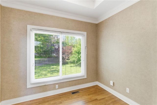 3008 SW 9TH Terrace, Lee's Summit, MO 64081