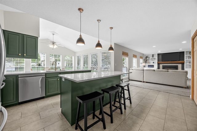 603 High Point Drive SW, Cedar Rapids, IA 52404