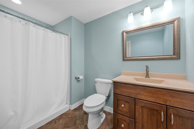 603 High Point Drive SW, Cedar Rapids, IA 52404