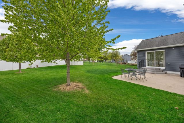 603 High Point Drive SW, Cedar Rapids, IA 52404