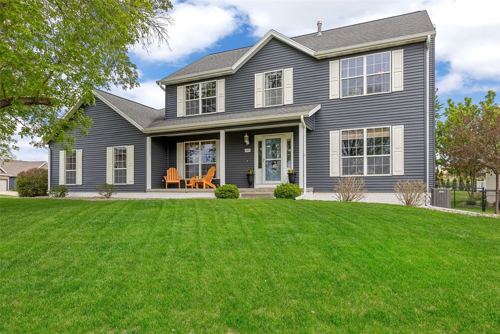 603 High Point Drive SW, Cedar Rapids, IA 52404