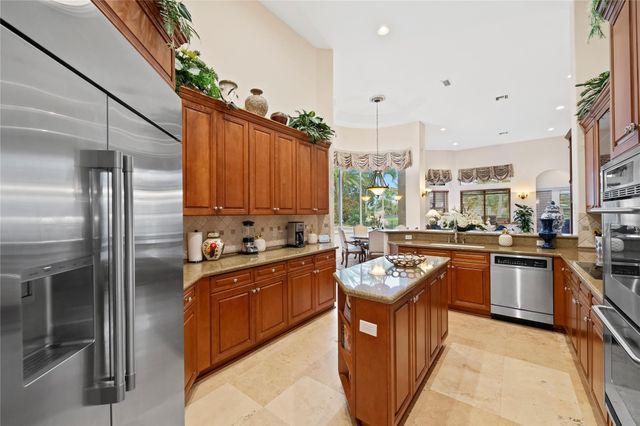 7276 NW 127th Way, Parkland, FL 33076