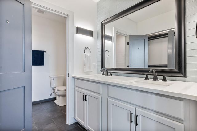 3841 Biscayne Beach Road, Crystal Beach, TX 77650
