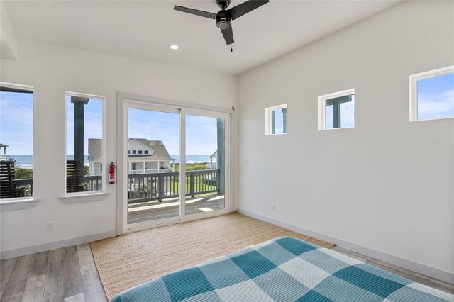 3841 Biscayne Beach Road, Crystal Beach, TX 77650