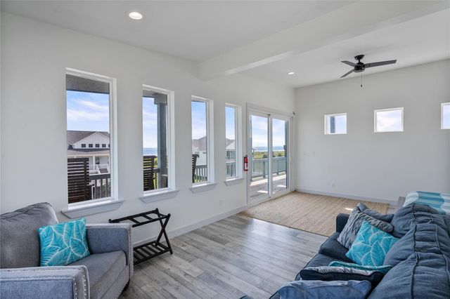 3841 Biscayne Beach Road, Crystal Beach, TX 77650