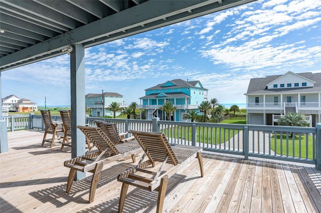 3841 Biscayne Beach Road, Crystal Beach, TX 77650