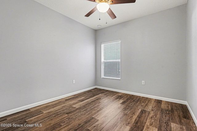 2712 Snapdragon Drive NW, Palm Bay, FL 32907